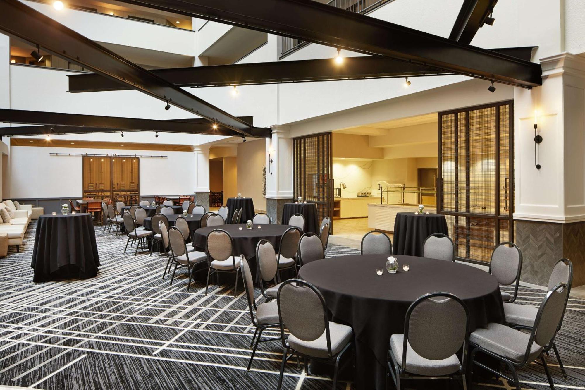 Hilton Charlotte Airport Hotel Ngoại thất bức ảnh