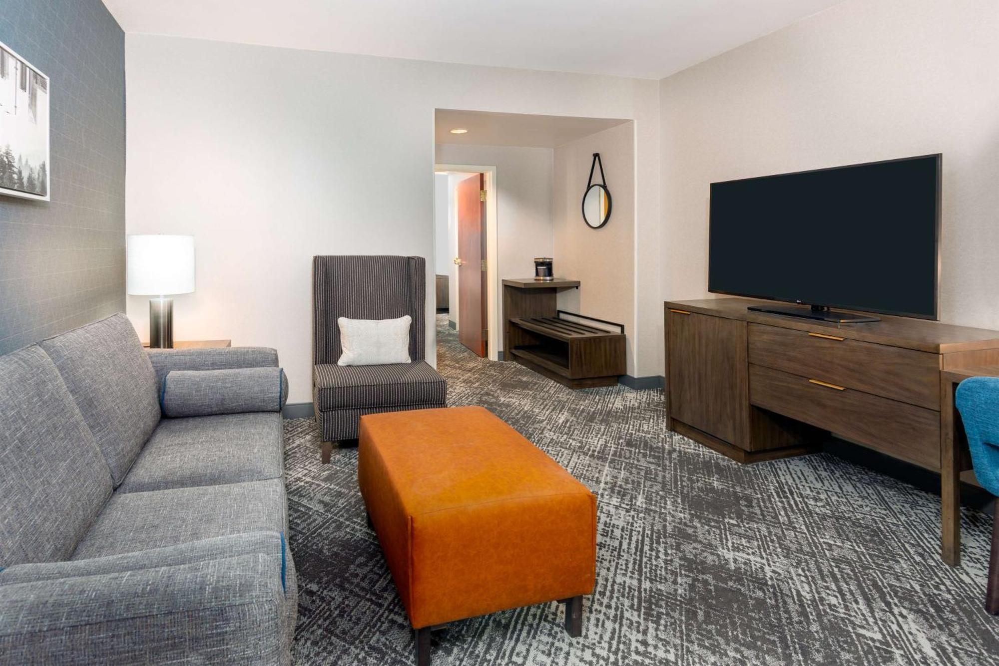 Hilton Charlotte Airport Hotel Ngoại thất bức ảnh