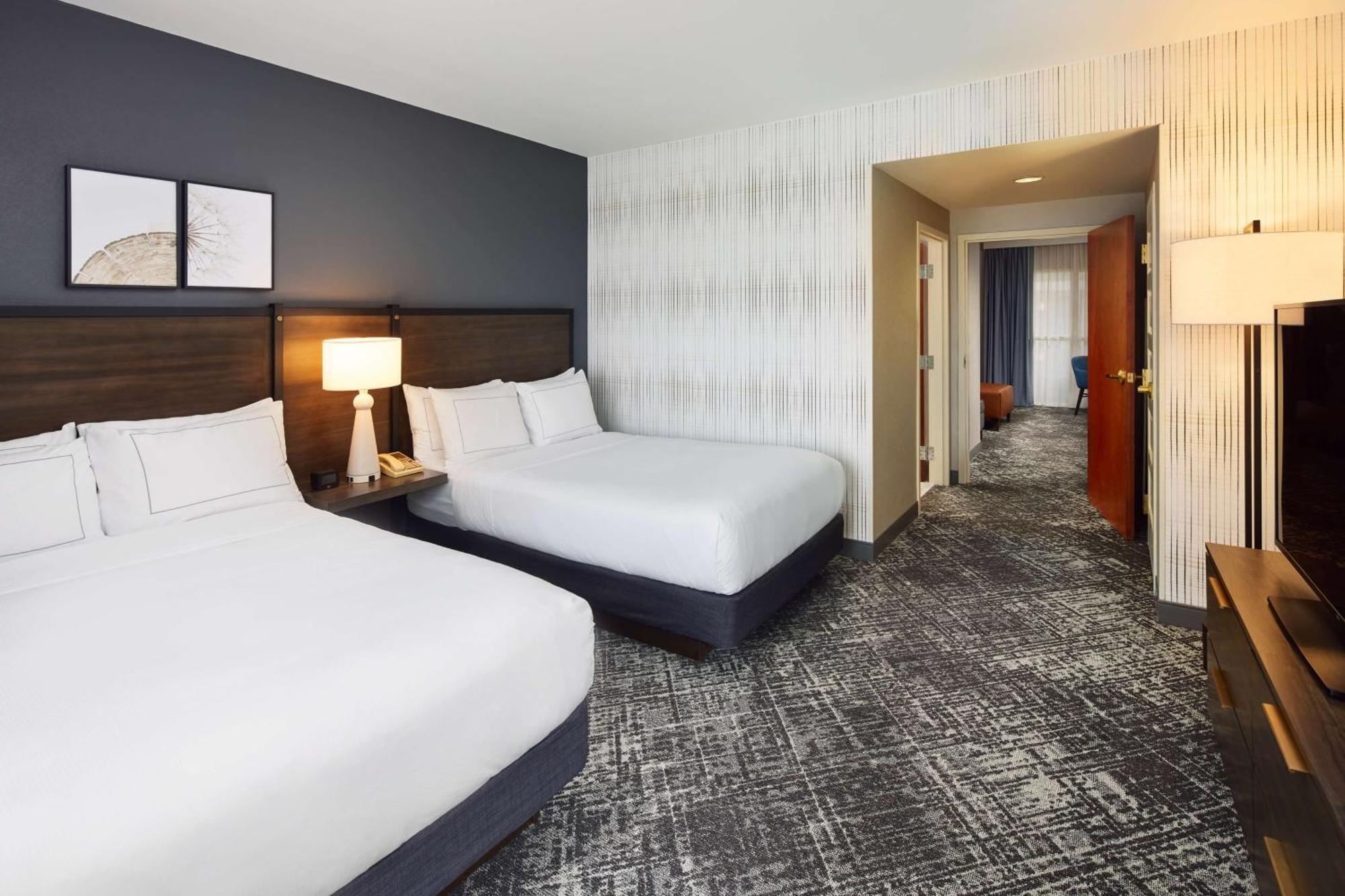 Hilton Charlotte Airport Hotel Ngoại thất bức ảnh